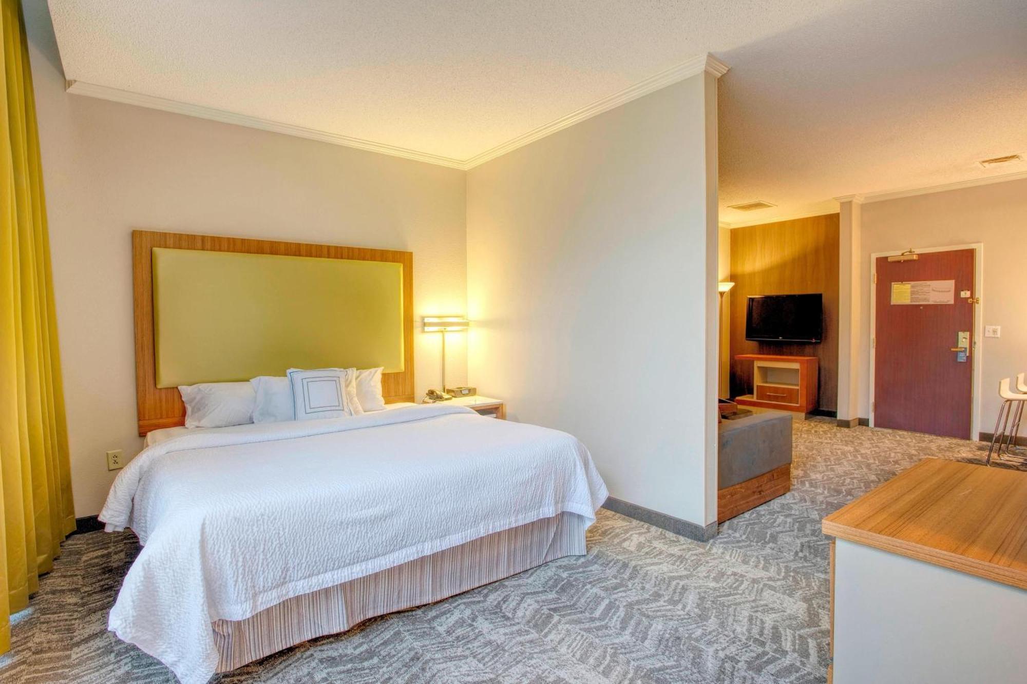 Springhill Suites By Marriott Lawrence Downtown Exterior photo