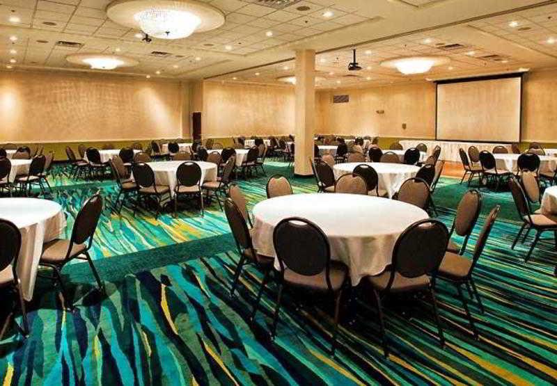 Springhill Suites By Marriott Lawrence Downtown Facilities photo